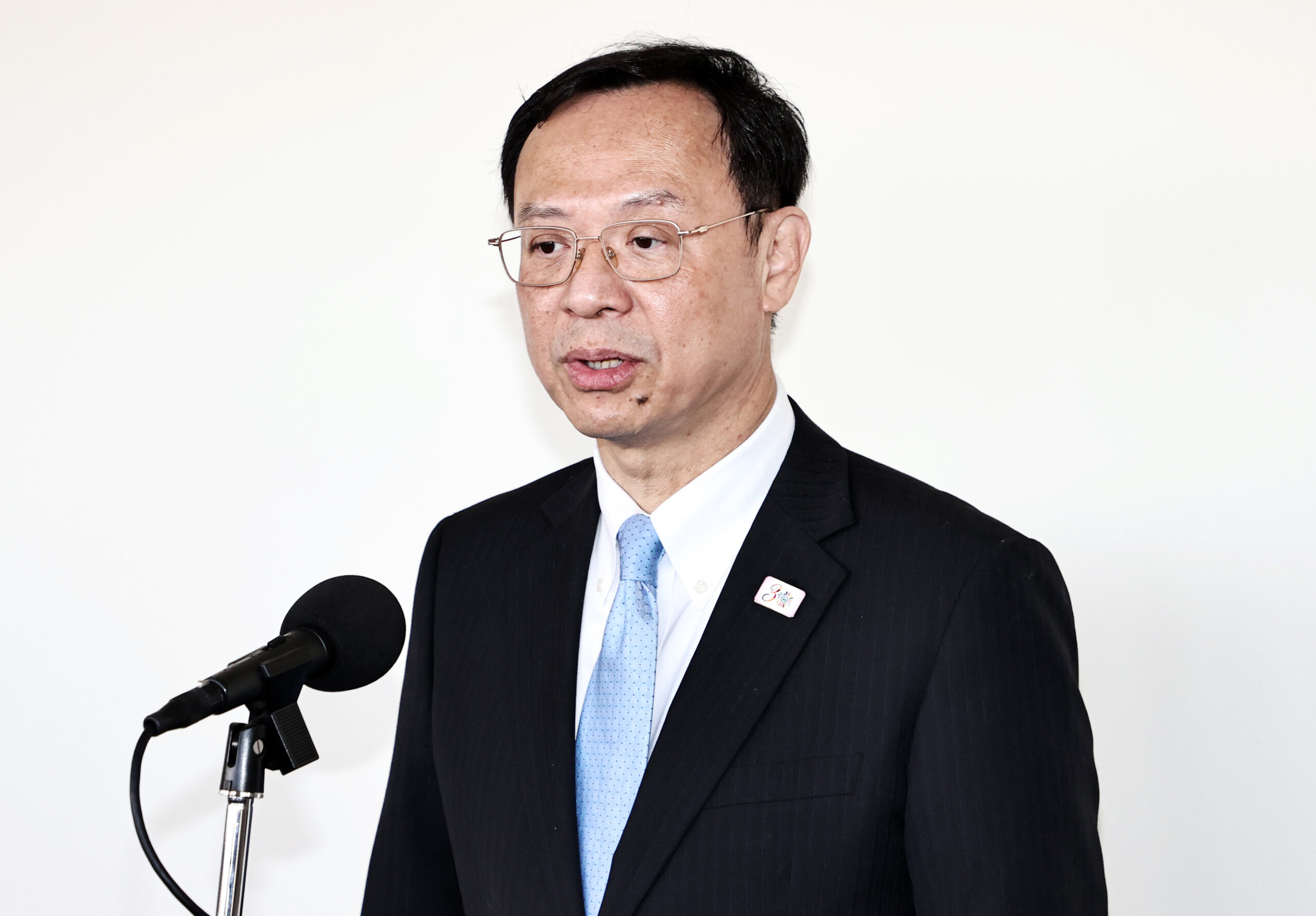 台灣新聞通訊社-護理師蝦皮買執照⋯專家指醫護人力缺、招募從寬釀禍 衛福部要查了