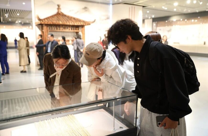 台灣新聞通訊社-戰國竹簡最新成果解密！「安大簡」發布《楚辭》佚篇