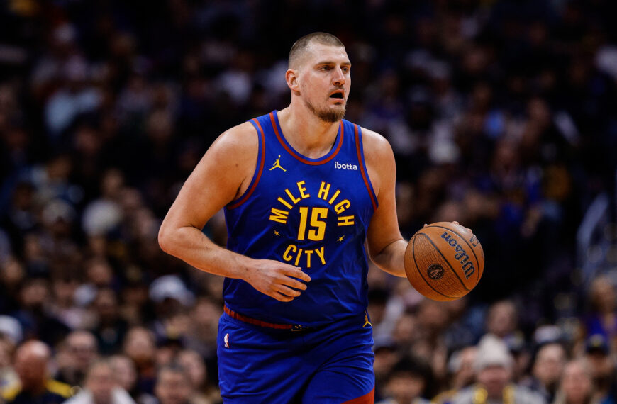 台灣新聞通訊社-NBA／傳球、得分、籃板樣樣通 詹皇稱小丑是「最全面」球員