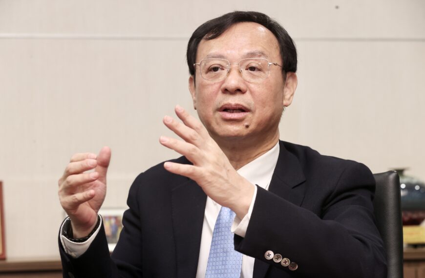 台灣新聞通訊社-醫院醫護人員流失嚴重 衛福部擬推醫師加班費減稅、新進醫護起薪倍增