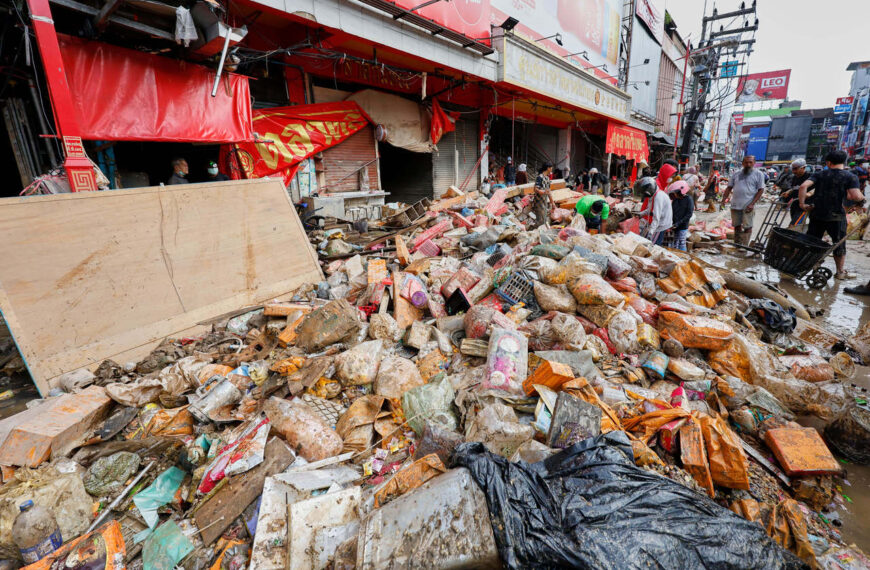 台灣新聞通訊社-遭豪雨侵襲!東南亞洪災 印泰馬3國累計逾600人罹難