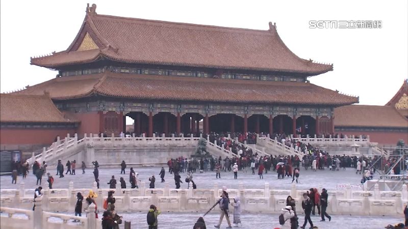 台灣新聞通訊社-買50萬還不夠！23人去中國旅遊「遭鎖商場」　導遊嗆：不買就取消行程