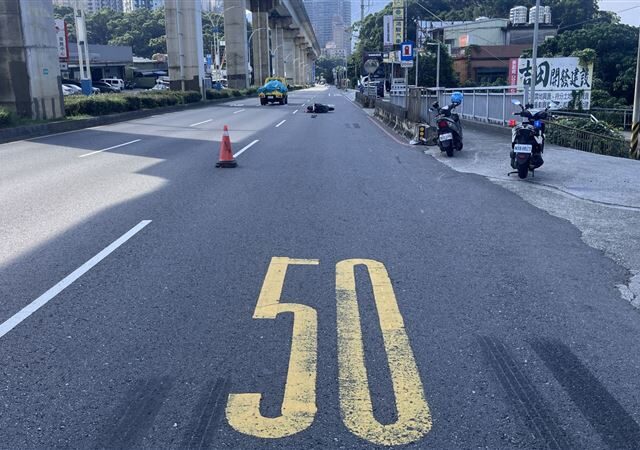 台灣新聞通訊社-快訊／淡水2機車追撞　女騎士頭部重創送醫不治慘死