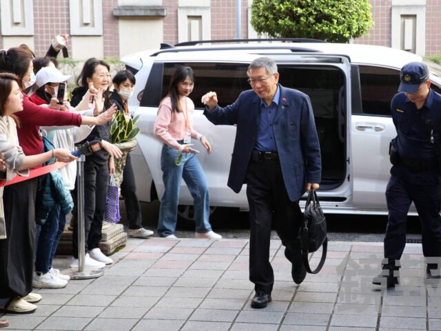 台灣新聞通訊社-柯文哲偷了台北市民63億　圖利京華城121億