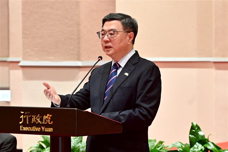 台灣新聞通訊社-國民黨推動修《國籍法》護中配參政權　卓榮泰怒嗆：開什麼玩笑？