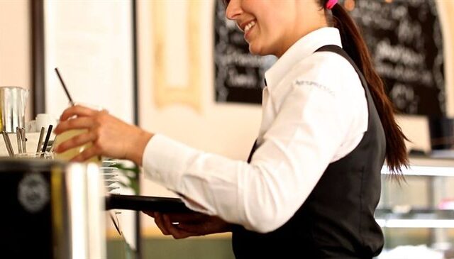 台灣新聞通訊社-65天最長寒假來了！兼職破20萬個「比暑假還多」　3大工作需求旺