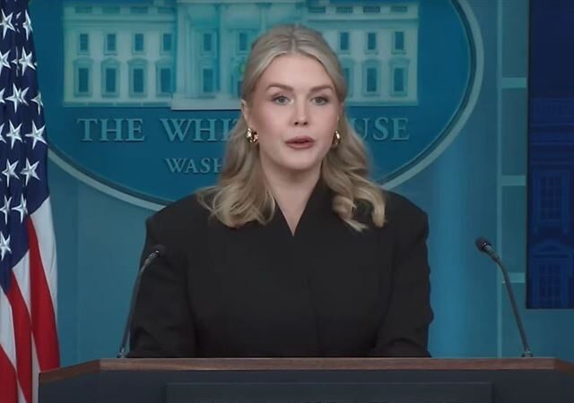 台灣新聞通訊社-2025年盤點李威特金句！最年輕發言人曾嗆記者「蠢問題」、「你媽選的」