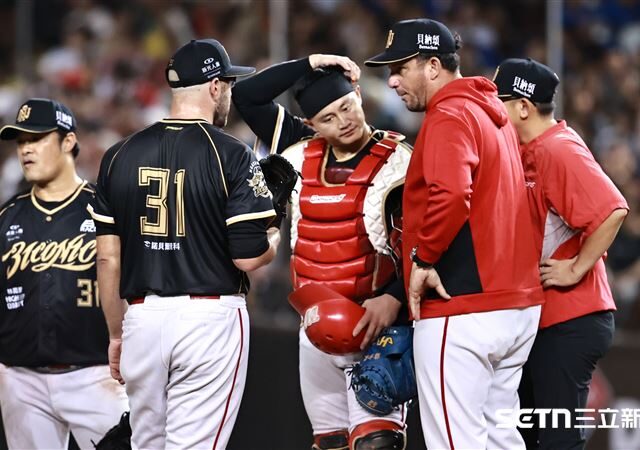 台灣新聞通訊社-中職／味全龍新球季教練團改組　3位外籍教練通通不續約