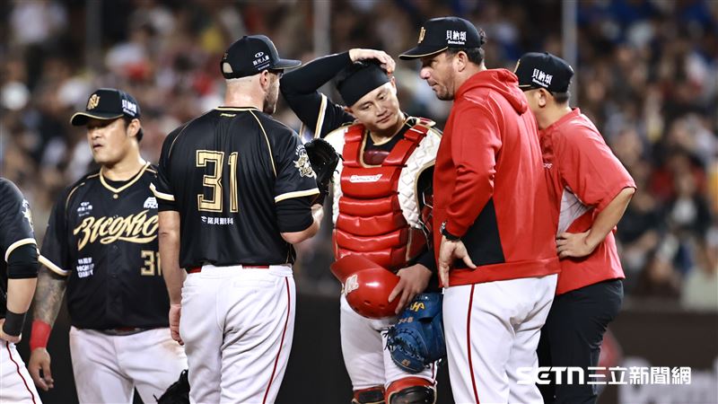 台灣新聞通訊社-中職／味全龍新球季教練團改組　3位外籍教練通通不續約