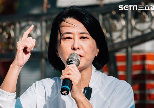 台灣新聞通訊社-王鴻薇「3口號」嗆罷免賴清德　網反打臉：作秀！快滾出中山區