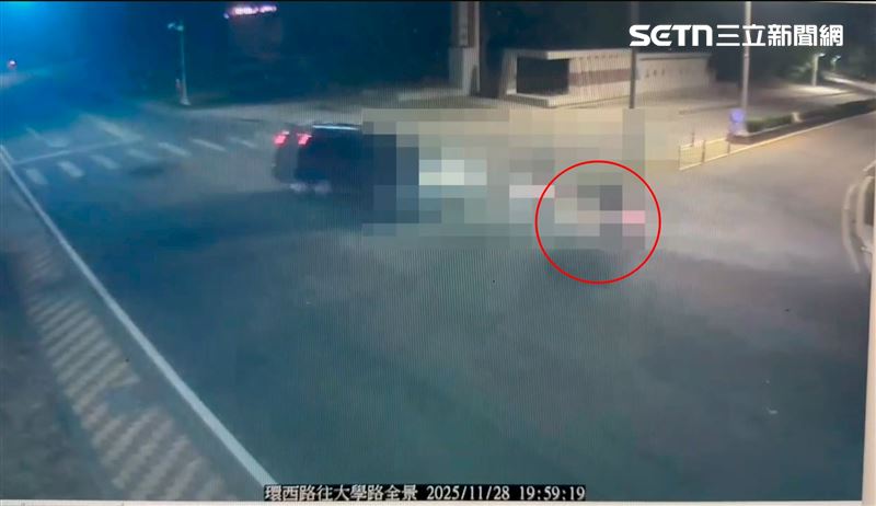 台灣新聞通訊社-金門大學門口濺血!19歲男大生左轉進校區 「碰」學長破頭、斷腿陷昏迷