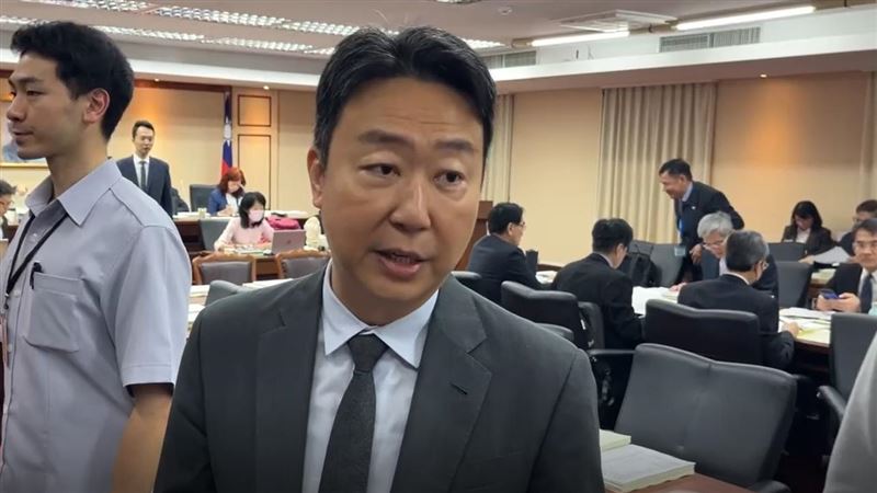 台灣新聞通訊社-淡江大橋路跑秒殺！侯友宜批未溝通　陳世凱：看紀錄就不會誤解