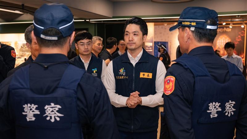 台灣新聞通訊社-先縱火、從北車到中山站 她要蔣萬安說明「張文的3小時發生什麼事?」