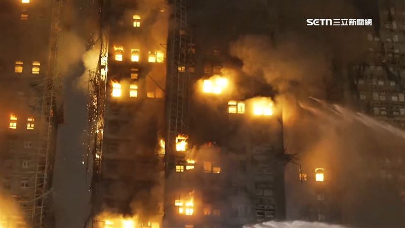 台灣新聞通訊社-宏福苑大火159死!香港麥當勞24小時營業 「免費供餐」助災民到明年