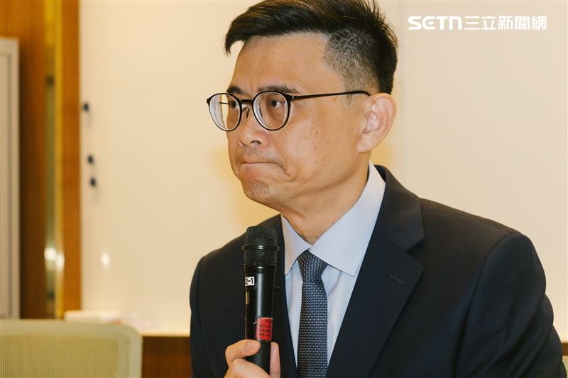 台灣新聞通訊社-8歲兒涉校園霸凌!賴瑞隆坦言「陪孩子時間不夠」:相當自責也非常抱歉