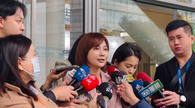 台灣新聞通訊社-柯文哲喊幫中國解決經濟問題是「通匪」　總統府冷嗆：情緒性發言不回應