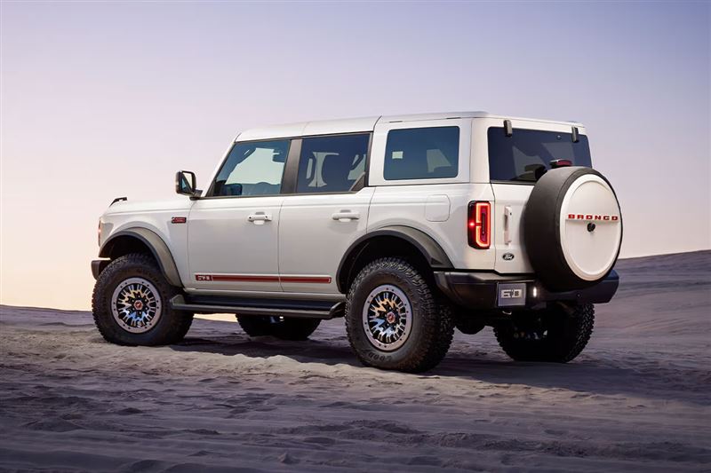 台灣新聞通訊社-【怎能不愛車】比Kuga小一號　福特越野車讓粉絲狂敲碗