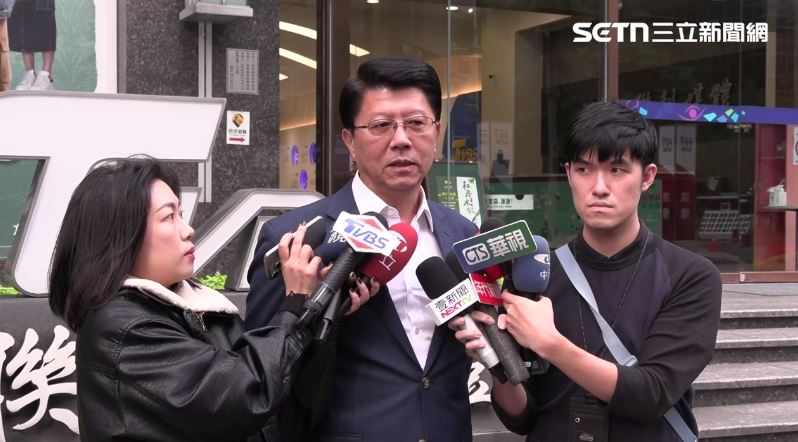 台灣新聞通訊社-陳以信宣布退出台南市長初選！謝龍介喊「敬佩」：未來會攜手團結