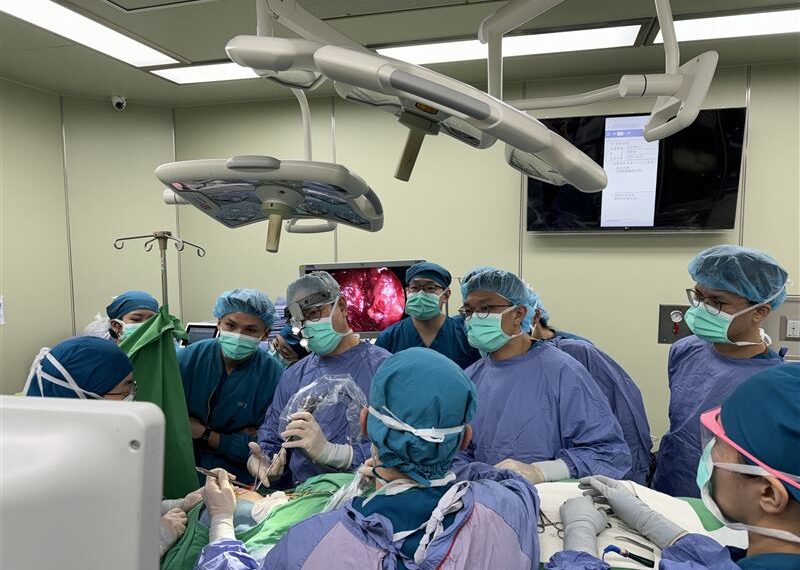 台灣新聞通訊社-醫院秒變Live House？彰基醫學中心：送給每位撐住台灣醫療的你！