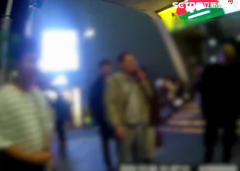 台灣新聞通訊社-聞髮香加襲臀!捷運站外性騷擾6女 噁男遭3正義哥勒脖壓制