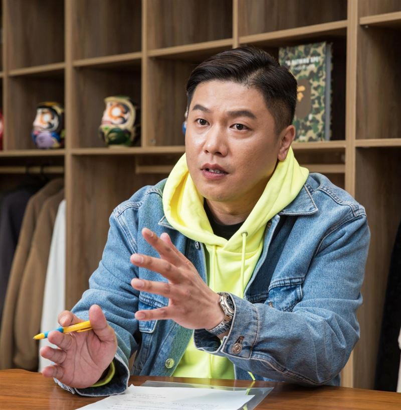 台灣新聞通訊社-無法認同不當行為！董座夫撂人毆打運將　PAZZO總監發文道歉