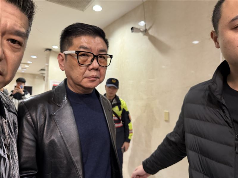 台灣新聞通訊社-PAZZO創辦人毆打運將案　天道盟「鐵霸」80萬交保