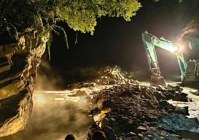 台灣新聞通訊社-宜蘭「芃芃野溪溫泉」沒了！傳村長「1原因」怒率怪手挖掉　現在全冷水