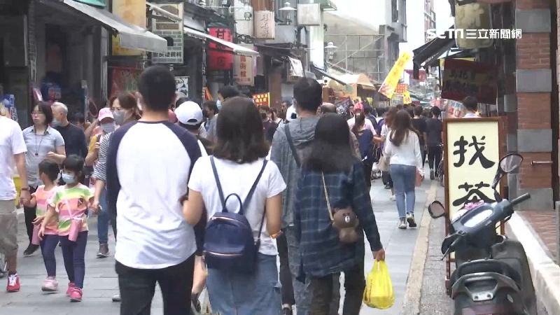 台灣新聞通訊社-「最煎熬工作日」走入歷史 2026年起零補班!爽放9大連假一次看