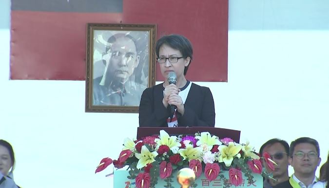 台灣新聞通訊社-出席母校校慶自曝「不是乖學生」　蕭美琴笑談童年趣事：曾跑給老師追