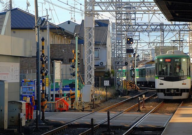 台灣新聞通訊社-陸客闖日平交道被撞死　家屬「反控1事」討1億賠償金