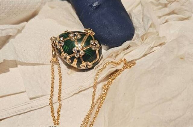 台灣新聞通訊社-他吞下百萬007特製「章魚蛋」逃竊　警方6天後成功「自然取回」