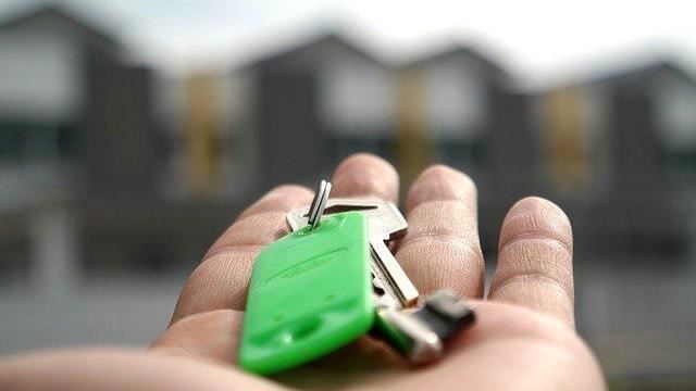 台灣新聞通訊社-退租怒槓房仲!女租客5分鐘狂飆7字經「問候對方媽媽」1原因…判無罪