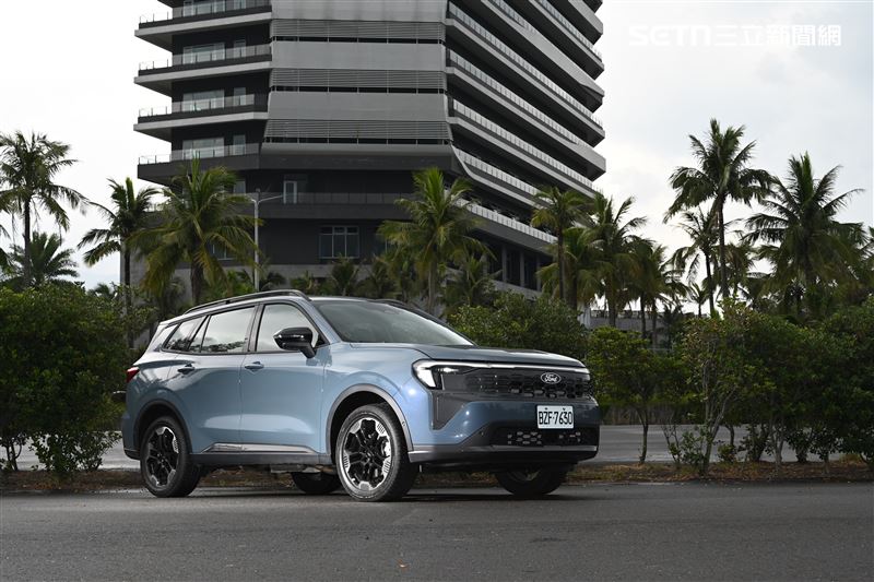 台灣新聞通訊社-【怎能不愛車】性能、科技、情緒價值 Territory打破休旅的刻板框架