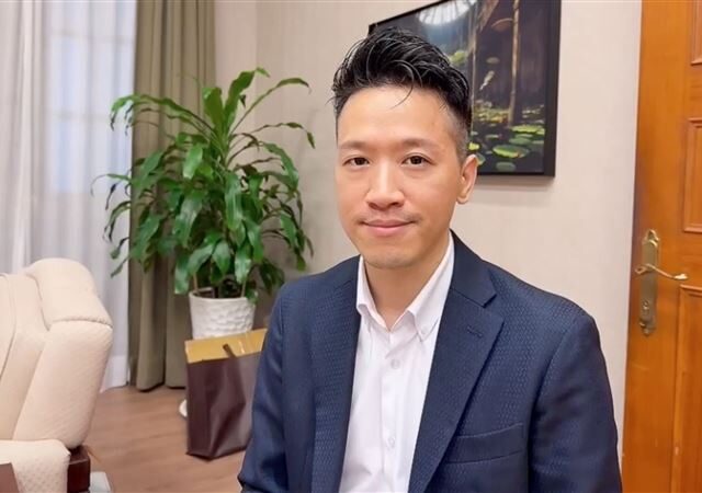 台灣新聞通訊社-選戰漸熱！王義川曝綠桃園市長明年初出爐　何志偉：一步一腳印做好工作