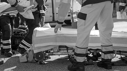 台灣新聞通訊社-台南男開農耕車⋯倒車撞輾女騎士破頭慘死!他回神崩潰痛哭:是我媽