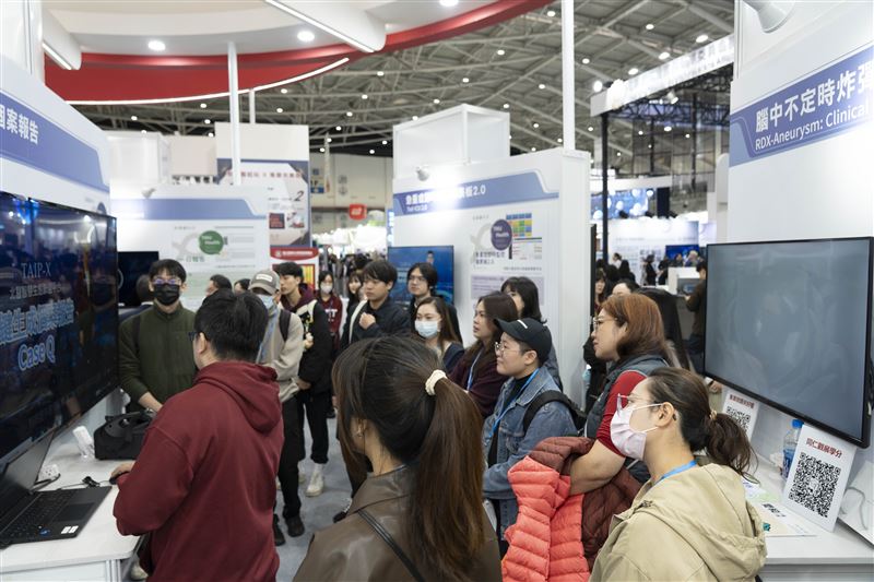 台灣新聞通訊社-下個護國神山!醫院大秀「AI肌肉」工研院談醫療革新 國際醫療成新樞紐