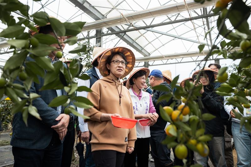 台灣新聞通訊社-宜蘭視察「連2起員警車禍」 蕭美琴今偕卓榮泰探視:盼早日平安康復