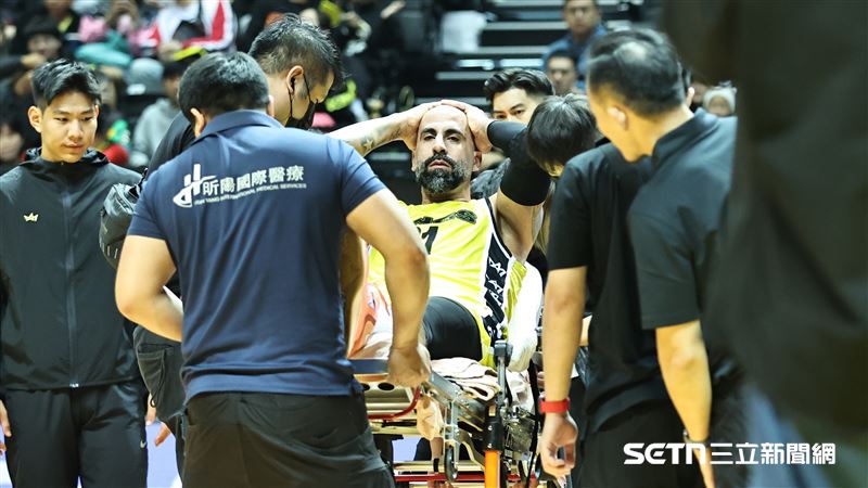 台灣新聞通訊社-東超／所有努力一瞬間溜走！桑尼心痛發文認ACL撕裂　國王證實整季報銷