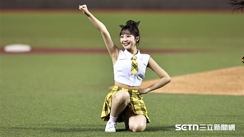 台灣新聞通訊社-獨家/「洲際女兒」瑄變PS女孩 目前唸大二!經紀人乖姐要求學要為重