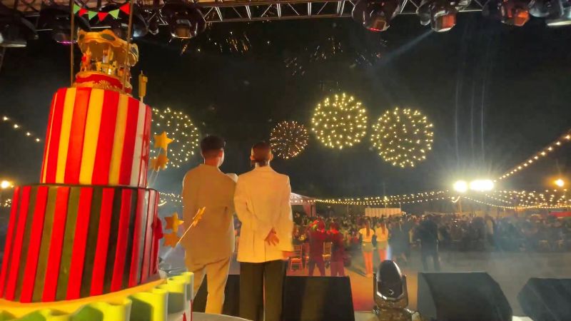 台灣新聞通訊社-縱貫線黑道教父孫女週歲宴 百萬高空煙火吸睛