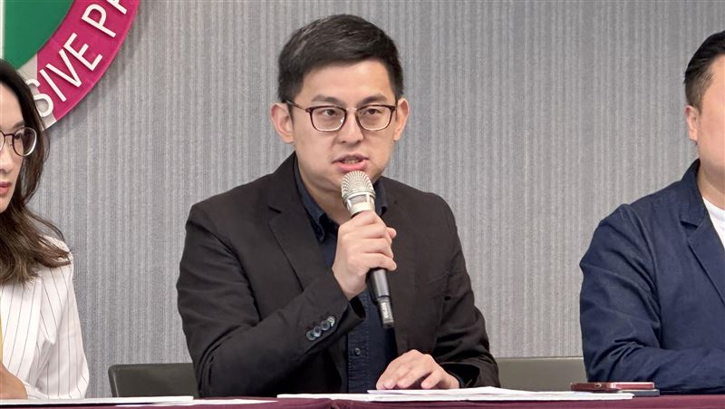 台灣新聞通訊社-國會惡修財劃法怎辦?他曝行政院「最好1招」:藍白有意見重啟憲法法庭