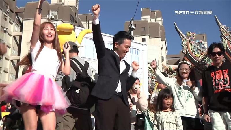 台灣新聞通訊社-搶攻桃園市長　何志偉自豪：吸票能力0到100歲