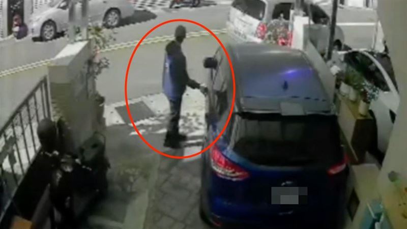 台灣新聞通訊社-抓到了!台中神秘男「開車門搜刮」爽得現金3.8萬 落網時已全花光