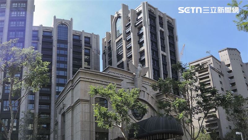 台灣新聞通訊社-千元鈔疊超過14樓！全台第一豪宅8.4億　專家揭「富豪買房」這樣玩