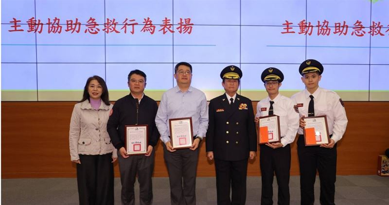 台灣新聞通訊社-董座是英雄!北市男倒地無呼吸心跳 格來天漾董座兄弟輪番CPR救回