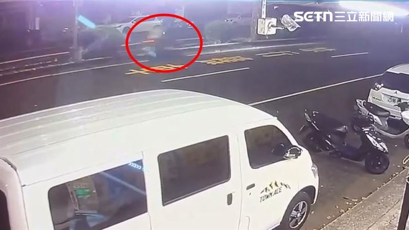 台灣新聞通訊社-16歲高中生無照騎車自撞！「男死女重傷」家長崩潰：不知2人半夜溜出門