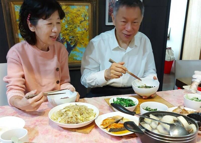 台灣新聞通訊社-陳佩琪曝柯文哲最新照片 放話要做這事、怒噴民進黨:此仇永不共戴天