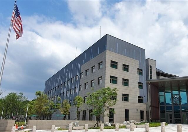 台灣新聞通訊社-好險！台北辦事處收到「可疑包裹」防爆小組到場　AIT發聲了