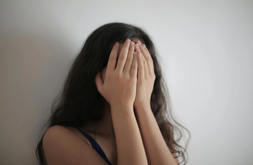 台灣新聞通訊社-噁夫猥褻女家教辯「若被性騷她怎想吃晚餐」　 醫揭「人格分裂」真相