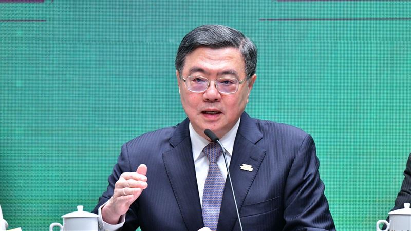 台灣新聞通訊社-政府一週在忙啥？卓榮泰45秒全說了：第三航廈試營運、馬太鞍便橋將完工